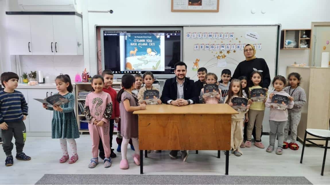 Anasınıfı ogrencileri, yazar Dr. Mustafa Orhan DUYAR ile söyleşi gerçekleştirdi 